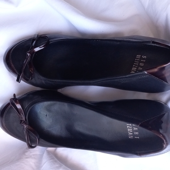 Stuart Weitzman Round Toe and Round Block Heels Size 6M - Picture 5 of 16